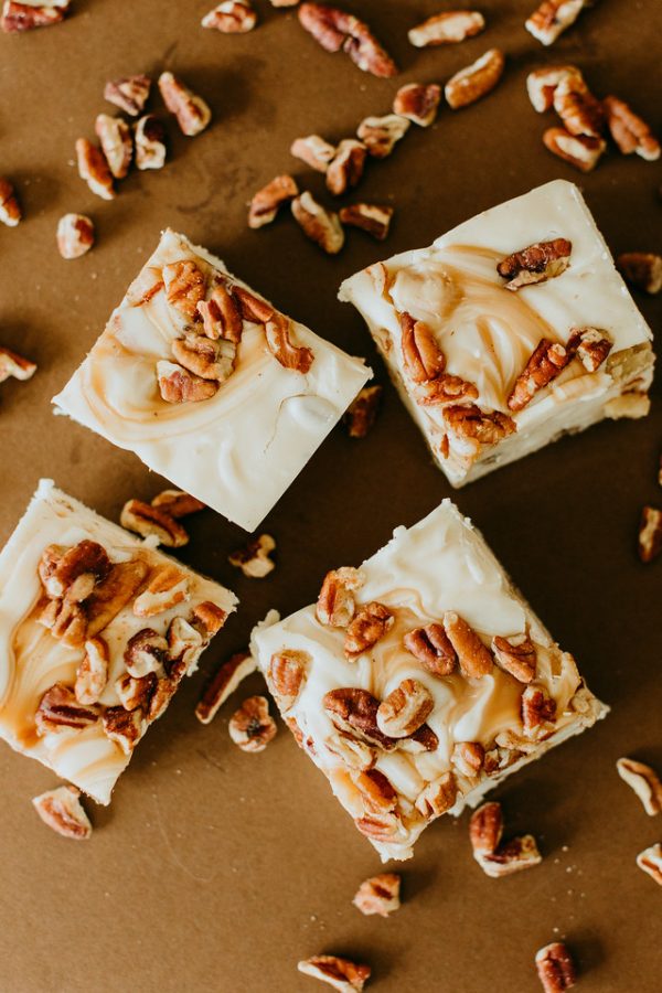 chewy praline fudge with nuts and caramel in it