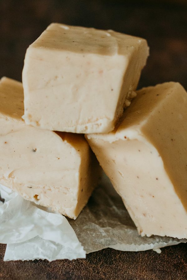 egg nog flavored fudge to celebrate winter